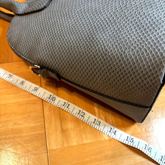 A New Day Faux Leather Satchel Bag Gray Snake Print Handbag Purse Gold Hardware - Picture 9 of 10